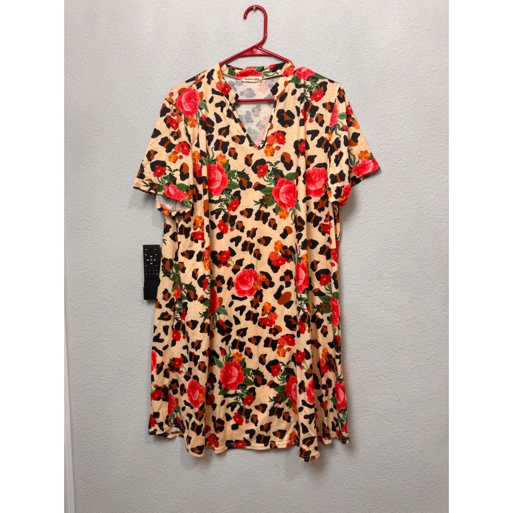 Southern Stitch Leopard Rose Print V Neck Short Sleeve Tunic Dress XL - Picture 2 of 4